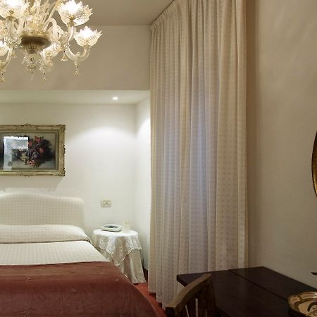 Hotel Columbia Rome Room photo