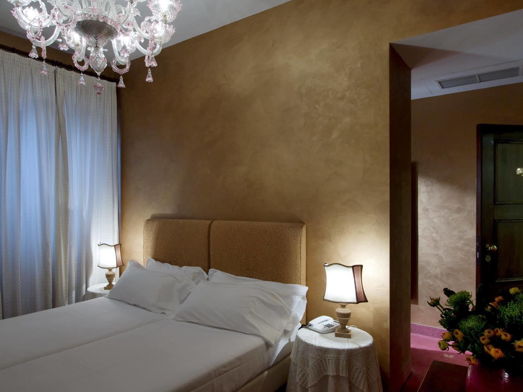 Hotel Columbia Rome Exterior photo